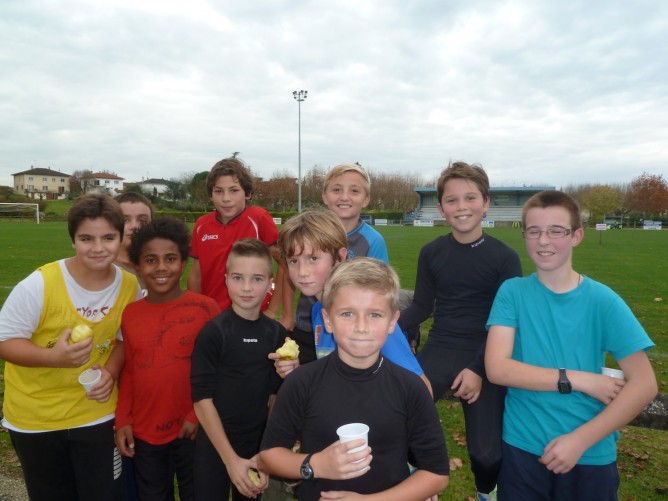 L'UNSS de l'Institut Familial au Cross départemental 2014 de Caussade